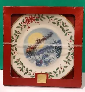LENOX 2002 SANTA'S HOLIDAY RIDE PLATE annual NEW in BOX -1st Quality Made in USA - Picture 1 of 4