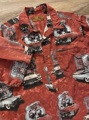 Camisa ClearWater Outfitters Hombre Mediana Corta Slv Abotonada Roja Ruta 66 Coches Foto 1 de 4