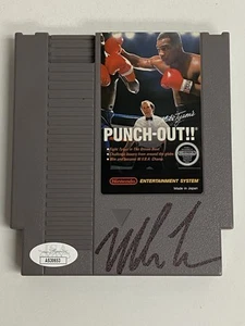 MIKE TYSON PUNCHOUT NES Nintendo cartuccia gioco autografo firmato JSA - Foto 1 di 3