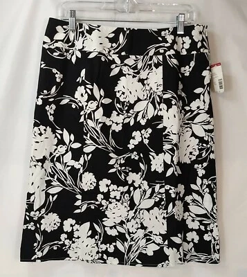Covington Womens size Petite Large Black White Poplin Below Knee Side Zip Skirt - Image 1 of 4