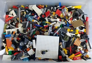LEGO Genuine 5 PLUS LB pounds Bulk Lot Various Themes Sets Kits NO FIGS 1038 - Bild 1 von 11