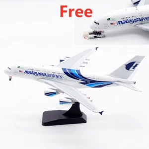 1:400 Aviation400 AV4139 Malaysia Airlines A380 9M-MNE Free Tractor+Stand - Picture 1 of 11
