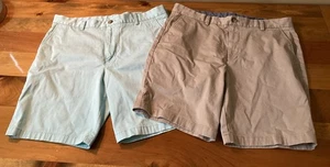 Vineyard Vines by Shep & Ian Breaker Shorts Men's Size 35 Green, Khaki Set 2 - Picture 1 of 8