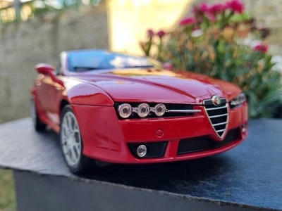 6& Très Rare Alfa Roméo Brera Spider rouge  1/18 Welly - Photo 1/4