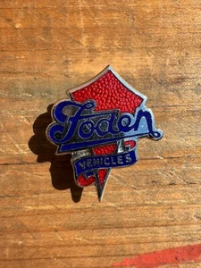 Foden Commercial Lorry Trucks Bus Coach Enamel Staff Lapel Badge Emblem - Picture 1 of 2