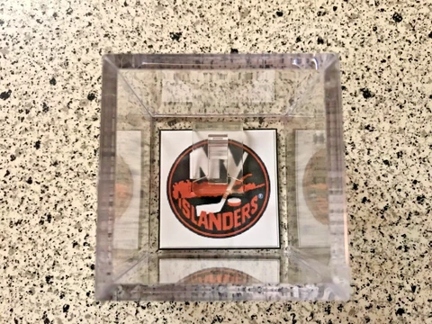 New York Islanders Custom NHL Stanley Cup Champions Ring Hockey Display Case Cover