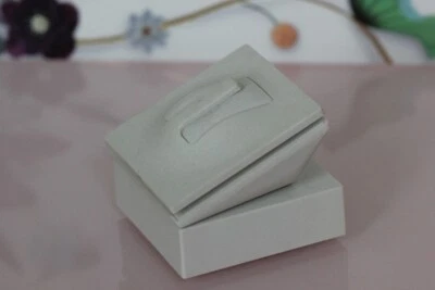 PANDORA Dealer Ring Display Up to 3 rings can be stacked *Display only - Image 1 of 4