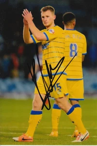 SHEFFIELD WEDNESDAY HAND SIGNED TOM LEES 6X4 PHOTO 5. - Picture 1 of 1