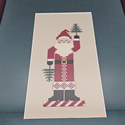 Arte de pared vintage hecho a mano con marco punto de cruz de Santa Navidad decoración navideña 16x11 Foto 1 de 4