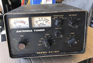 Yaesu FC-301 Antenna Tuner HAM Amateur Radio - Picture 1 of 4