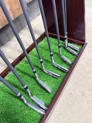 Hierros Maltby STi2 4-GW RH Fujikura varillas de hierro grafito agarre súper carrera Foto 1 de 4