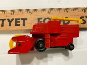 Vintage Matchbox No.51 Combine Harvester Lesney Prods - Picture 1 of 6