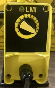Bomba dosificadora química LMI Milton Roy modelo PD041-823NI. Nuevo en caja. Bomba dosificadora - Imagen 1 de 8