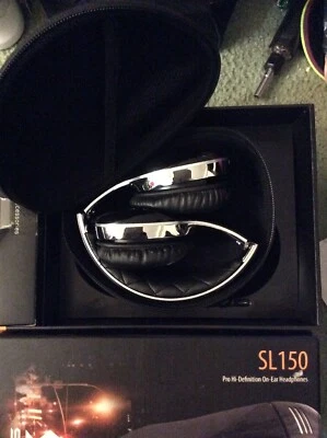 Наушники на наголовной ленте Soul SL150 — черные/серебристые - Изображение 1 из 4