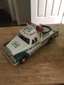 Vintage Hess Rescue Truck - Picture 1 of 5
