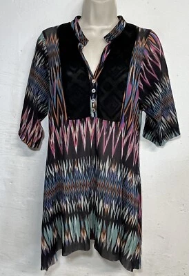 Weston Anthropologie Medium Nylon Blouse Black Pink Half Sleeve Stretch Tunic  - Image 1 of 4