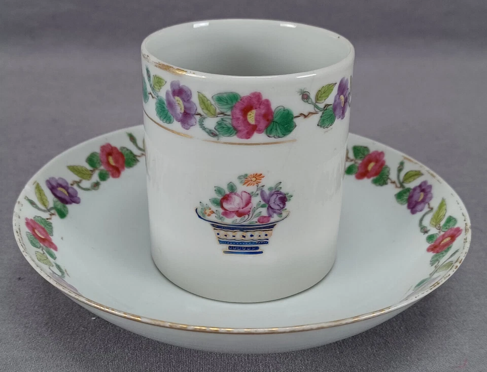 Chinese Export Hand Painted Floral Basket & Gold Coffee Can & Saucer C.1790-1810 - Image 1 of 4