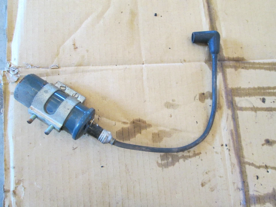 1964 Yamaha YA5 Y A 5 Y-A-5 YA 5 125 ignition coil coils Foto 1 de 1