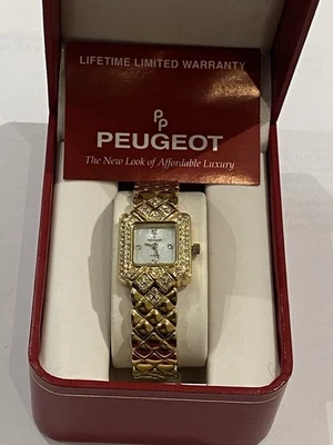 Maravilloso Reloj Joyería Damas “PEUGEOT” Pulsera Tono Dorado, Cristal Swarovski Foto 1 de 4