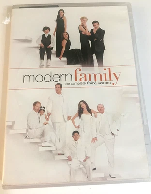 Modern Family The Complete Third Season DVD Ships Free Same Day With Tracking Foto 1 de 4