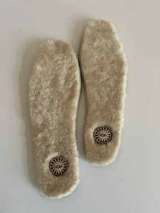 Plantilla de piel de oveja natural UGG para mujer talla 6 nueva - Imagen 1 de 3