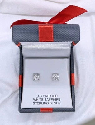 Brincos de safira branca criados em laboratório JCPenney prata esterlina caixa de presente 6 mm novo na caixa - Imagem 1 de 4