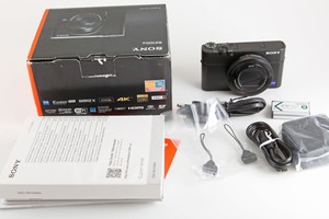 Sony DSC-RX100 IV Digitalkamera 24-70 mm ZEISS Vario-Sonnar T - schwarz OVP