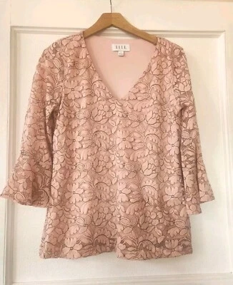 Blusa feminina de renda rosa claro da Elle - Mangas de sino 3/4 - Tamanho pequeno - Imagem 1 de 4