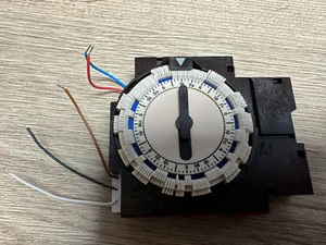 Vaillant Schaltuhr Nr. 253212 - Bild 1 von 2