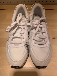 NWOB Nike Womens Waffle Debut Size 8.5 Running Training Casual Sneakers - Picture 1 of 9