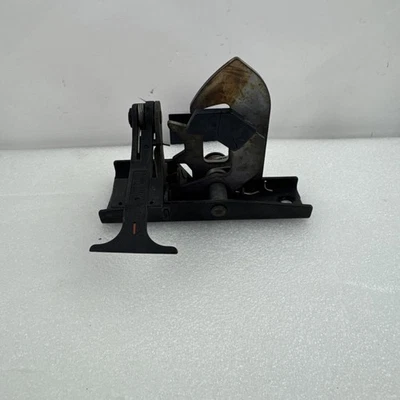 2000-2006 Mercedes Benz W220 S430 S500 Front Hood  Latch Lock Release Actuator - Image 1 of 4