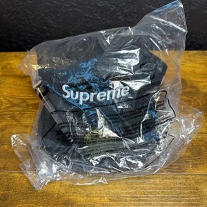 Supreme No Comp Box Logo FW21 Nuova Era Nero 7 5/8 Opening Day 2021 - Foto 1 di 2
