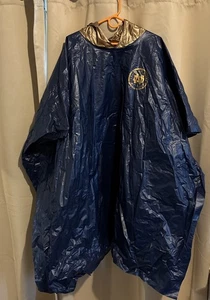 Vintage University Of Notre Dame Large/Extra Large Rain Poncho - Picture 1 of 4