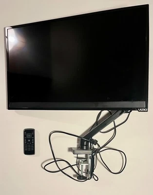Vizio D28h-C1 28 inch 720 P LED Television with Remote Control & Table USB Mount - Image 1 of 4