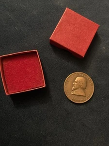 William Shakespeare  1564 - 1964 400th  Anniversary Bronze Medal - Picture 1 of 5