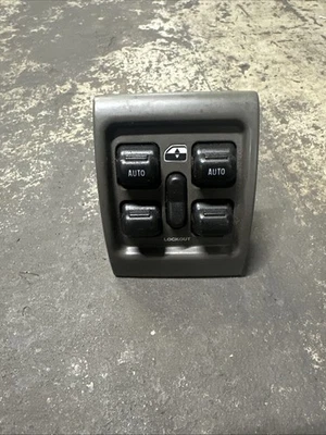 04 05 Interruptor de ventana principal eléctrico convertible Chrysler PT Cruiser bisel negro Foto 1 de 4