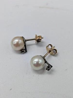 Vintage Estate 14k Gold 7mm Round Cultured Pearl Diamond Earrings Pair 1.93g - Image 1 of 4