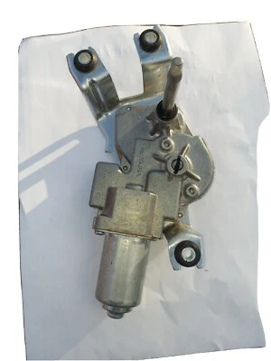 2018-2021 MERCEDES A CLASS W177 REAR TAILGATE WIPER MOTOR A2479065202 - Image 1 of 4