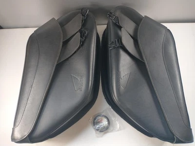 NOS Honda VT1100 Shadow Sabre Leather Saddlebag Set 08L56-MCK-A00 Genuine OEM Foto 1 de 4