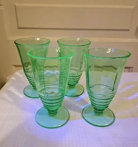 Vintage Green Uranium Footed Sundae/Parfait Glasses Lot of 4 GLOWS - Picture 1 of 8