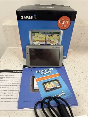 Garmin nüvi 750 Portable GPS Navigator 4.3" Personal Travel Assistant Works  - Image 1 of 4