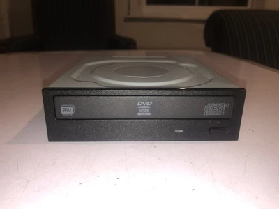 5.25 Internal SATA DVD-RW CD ROM R Rewriter Rewritable Optical Drive Desktop PC - Image 1 of 4