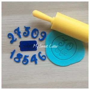 Mini Timbro Biscotti Pdz Timbri Impressione Anni Numeri Cookie Cutter - Picture 1 of 1