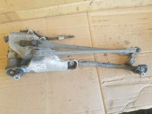 09-13 MK7 FORD FIESTA TERGICRISTALLO ANTERIORE MECCANISMO COLLEGAMENTO 3397021161 8A6117500BB - Foto 1 di 6