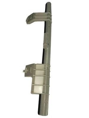 International/Navistar Window Channel 2507611C1 NOS - Image 1 of 4