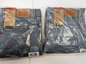 BRANDNEU - 2 PAAR - Levi's 311 Shaping Skinny Damen Jeans - helle Waschung 30 x 30 - Bild 1 von 4