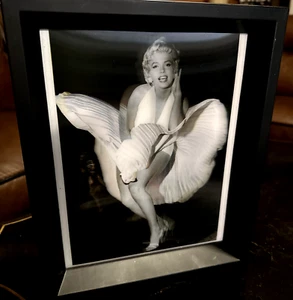 Marilyn Monroe Holographic 3D Photo in Black Box Frame 11" x 9" HTF SEE DETAIL - Picture 1 of 10