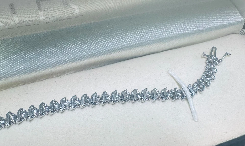 Gorgeous S Diamond Tennis Bracelet from Zales in Excellent Condition with Box :) - Image 1 of 4