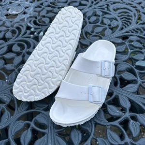 Women’s Birkenstock White Size Uk 5 Euro 38 Arizona Two Straps Birkenstocks - Picture 1 of 8