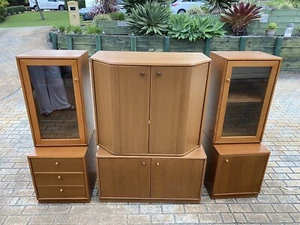 Parker furniture - entertainment unit, display cabinet - Picture 1 of 10